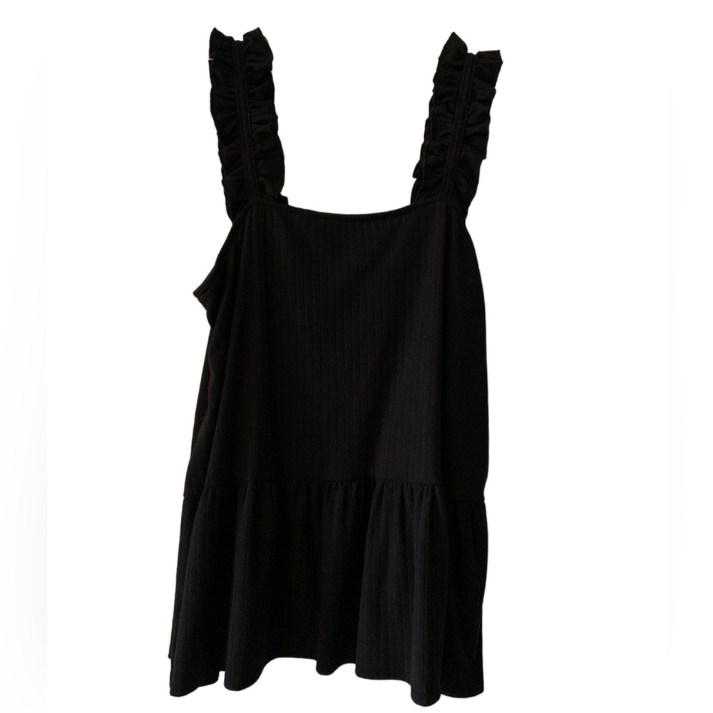🤩 2 FOR $25 🤩- BUNDLE & SAVE Black ruffle strap tank